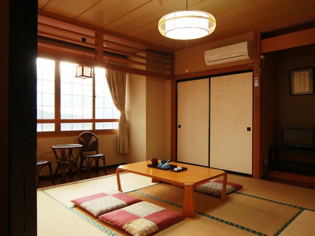 Honkan Gentaroya Hotel Nozawaonsen Cameră foto