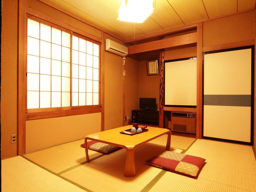 Honkan Gentaroya Hotel Nozawaonsen Cameră foto