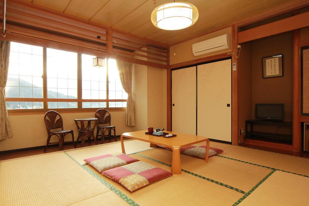 Honkan Gentaroya Hotel Nozawaonsen Cameră foto